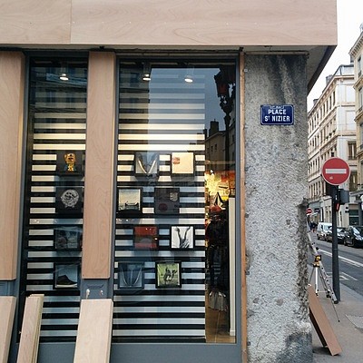 Rénovation façade de magasin - Volcom Lyon - Photo 6
